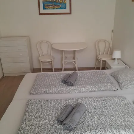 Lubert Apartmany S.R.O Prague Extérieur photo