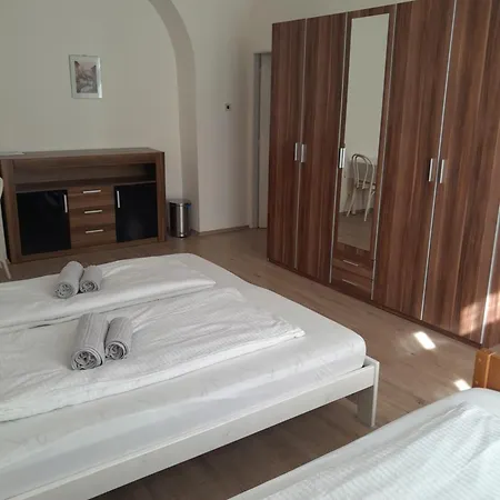 Lubert Apartmany S.R.O Prague Extérieur photo
